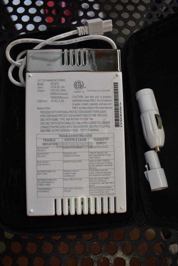 Vector VED415 iMobile Slim Power Inverter in Soft Black Case. 8x5x2 - Image 3 of 6