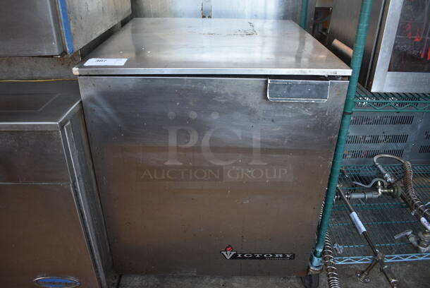 Victory Model UR-27-SST Stainless Steel Commercial Single Door Undercounter Cooler on Commercial Casters. 115 Volts, 1 Phase. 27x30x34. Tested and Working! - Image 1 of 5