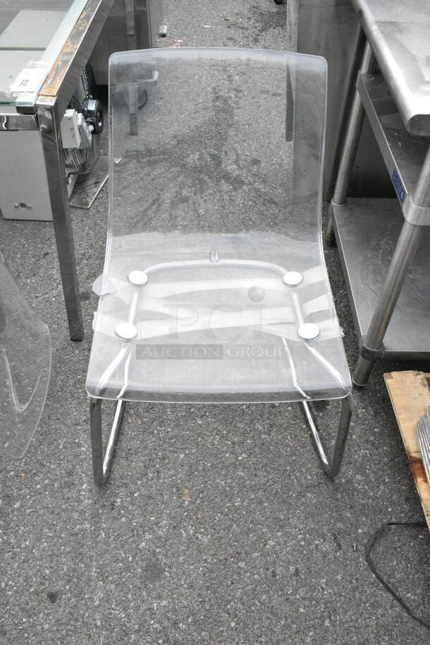 Metal Table w/ 4 Clear Poly and Metal Chairs.  - Image 5 of 5