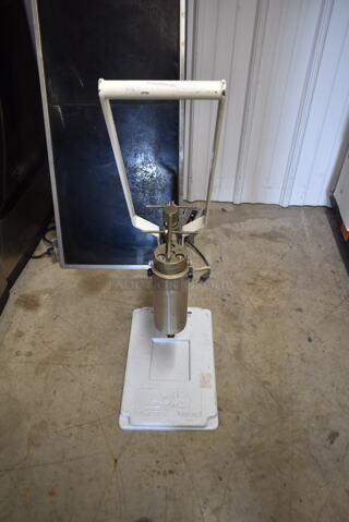 Metal Countertop Perfect Peeler Pineapple Corer