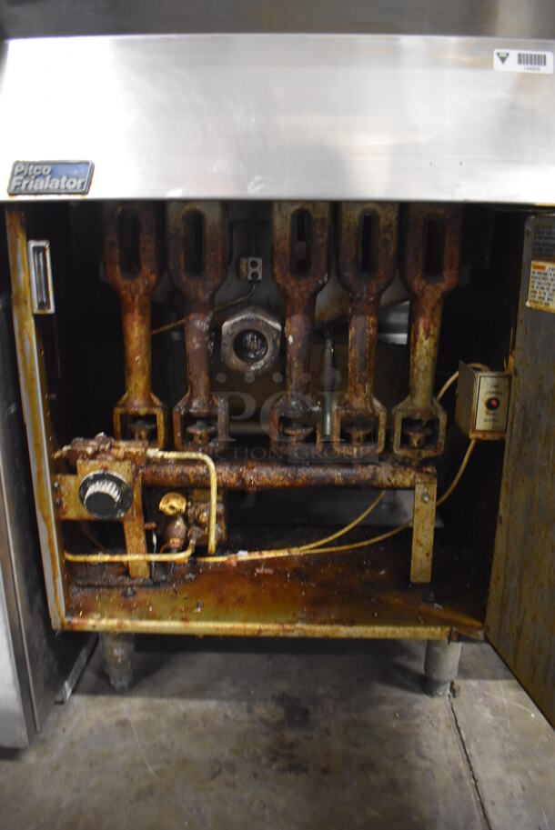 Pitco Frialator 18SS Stainless Steel Commercial Floor Style Natural Gas Powered 65 Pound Capacity Deep Fat Fryer. 150,000 BTU. 20x36x49 - Image 6 of 7