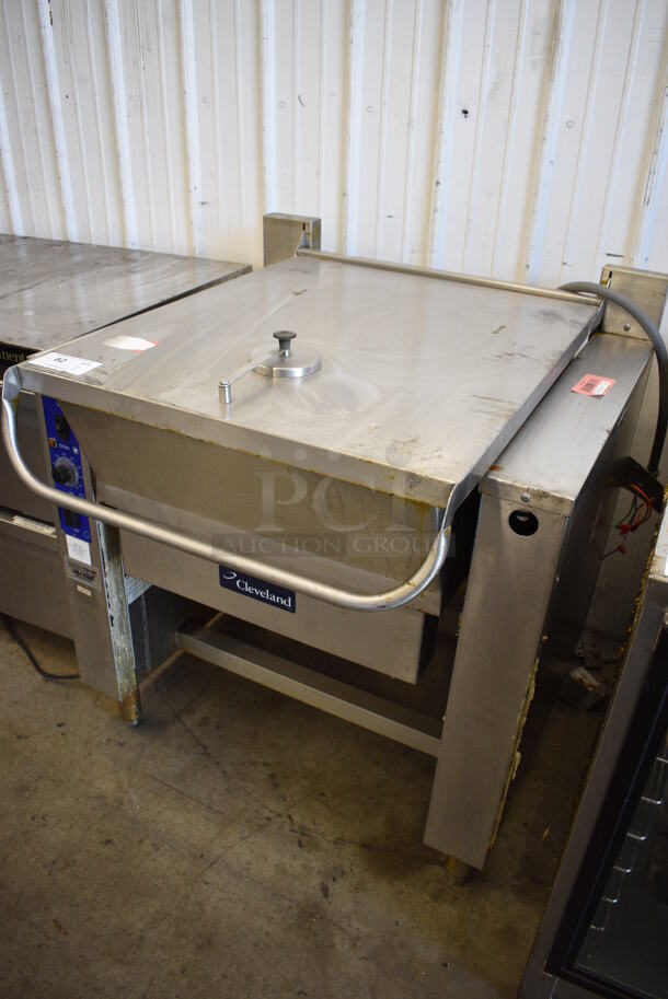 Cleveland SEL-30-T4 Stainless Steel Commercial Floor Style Electric Powered Braising Pan. 480 Volts, 3 Phase. 37x39x40 - Image 3 of 9