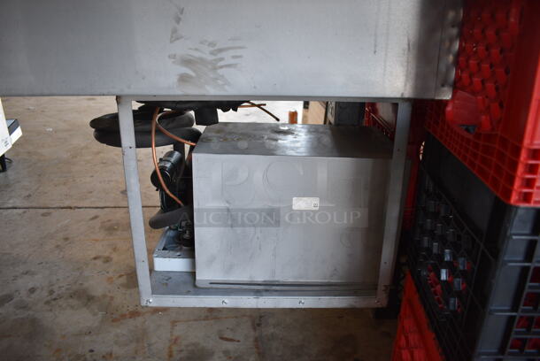 Stainless Steel Commercial Refrigerated Buffet Station Drop In Unit in Wooden Butcher Block Countertop w/ Sneeze Guard and Tabletop Frame. 115 Volts, 1 Phase. 77x36x48. Tested and Working! - Image 5 of 5