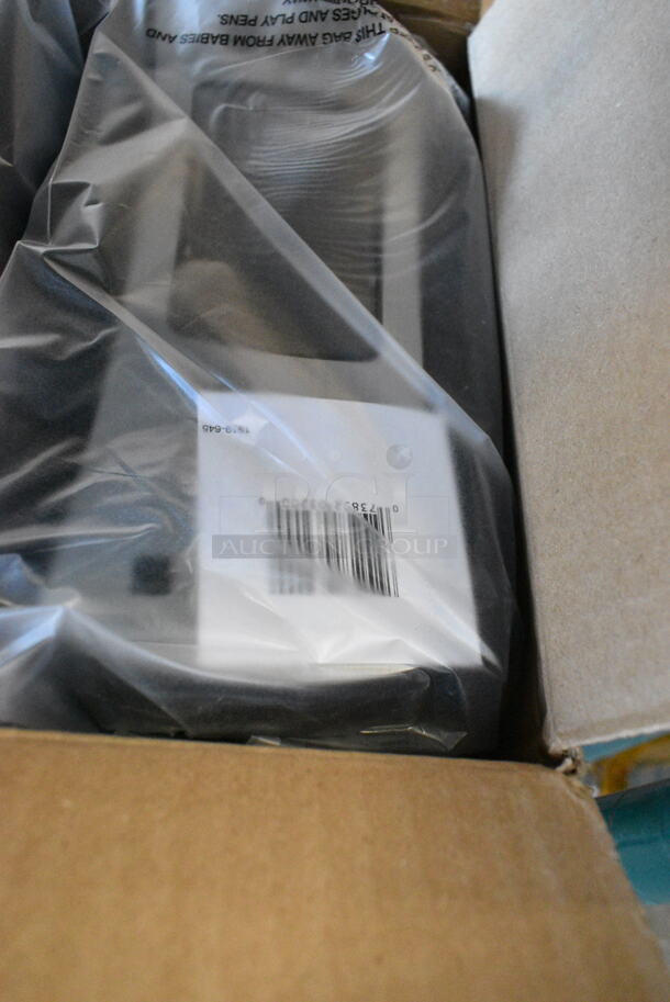 Box of 2 BRAND NEW SCRATCH AND DENT! GoJo 1919-04 LTX-12 1200 mL Chrome Touchless Hand Soap Dispenser - Image 3 of 4