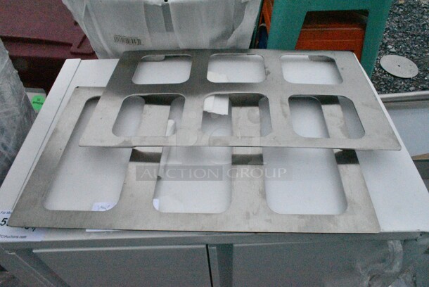 2 BRAND NEW SCRATCH AND DENT! Items Including 9228244314SS Vollrath 8244314 Miramar 6 Compartment Stainless Steel Adapter Plate for Vollrath 40003 Pans and 9228244214SS Vollrath 8244214 Miramar 3 Compartment Stainless Steel Adapter Plate for Vollrath 40004 Pans. 2 Times Your Bid!  - Image 1 of 8