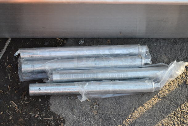 BRAND NEW SCRATCH AND DENT! Stainless Steel Single Bay Sink.  - Image 3 of 6