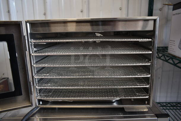 BRAND NEW SCRATCH AND DENT! Avantco 177LT06A Stainless Steel Commercial Food Dehydrator. 120 Volts, 1 Phase. Tested and Only Works On The Highest Heat Setting. - Image 6 of 8