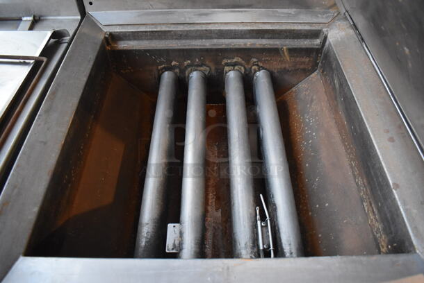 Pitco Frialator DD24RUFM Stainless Steel Commercial Natural Gas Powered Donut Fryer w/ Grease Trap. 72,000 BTU. 29x43x56 - Image 5 of 9