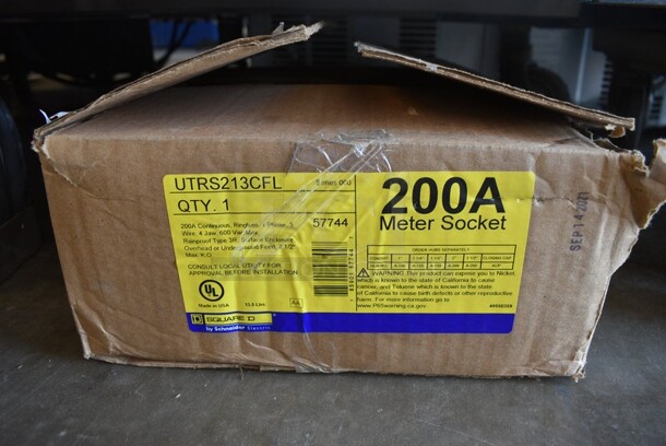 BRAND NEW IN BOX! Square D Model 200A Metal Meter Socket. 11x5x15.5. - Image 4 of 6