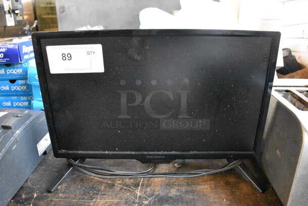 Insignia Model NS-19D310NA19 19" Computer Monitor - Image 1 of 4