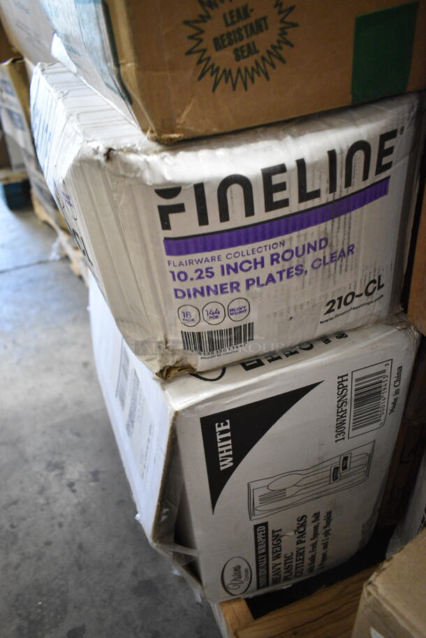 PALLET LOT of 25 BRAND NEW Boxes Including 2 Box Noble Large Gloves, Fineline 210-CL 10.25" Plates, 130BKFSNSPH Visions Heavy Weight Black Wrapped Plastic Cutlery Pack with Napkin and Salt and Pepper Packets - 500/Case, 5013858HVY Hercules Trash Bags, 2 Box 5002TPJ Lavex 2-Ply Jumbo Toilet Paper Roll with 9" Diameter, 720 Feet / Roll - 12/Case, CH24DEF 24 oz. Tamper-Resistant, Tamper-Evident Hinged Container, 500TO10103 Choice 10" x 10" x 3" Microwaveable 1-Compartment Black / Clear Plastic Hinged Container - 100/Case, 5004W Choice 4 oz. White Poly Paper Hot Cup - 1000/Case. 25 Times Your Bid! - Image 10 of 12