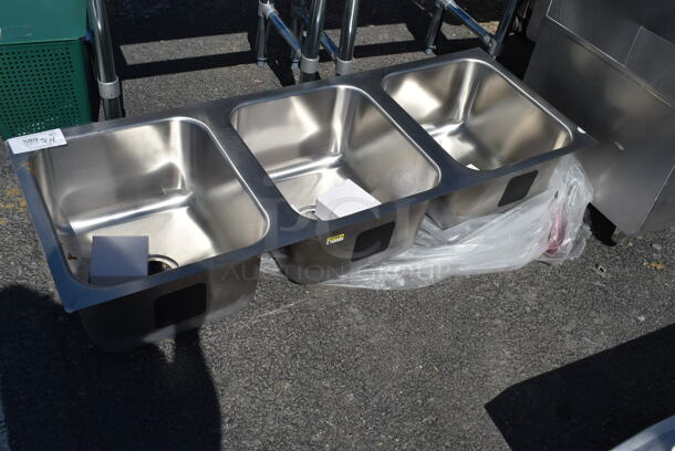 BRAND NEW SCRATCH AND DENT! Stainless Steel Commercial 3 Bay Drop In Sink. Bays 15x21