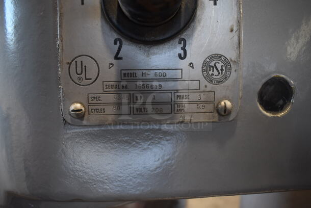 REFURBISHED! Hobart H-600 Metal Commercial Floor Style 60 Quart Planetary Dough Mixer w/ Stainless Steel Mixing Bowl and Dough Hook Attachment. Unit Has Been Professionally Refurbished! 208 Volts, 3 Phase. 28x40x56 - Image 5 of 9