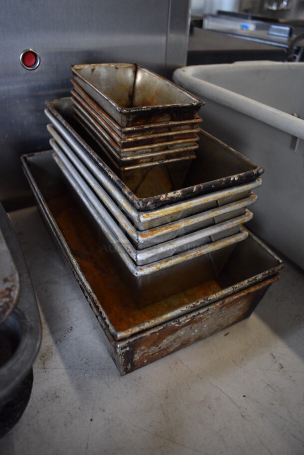 ALL ONE MONEY! Lot of 12 Metal Single Loaf Baking Pans. 12x7x2.5 - Image 2 of 3