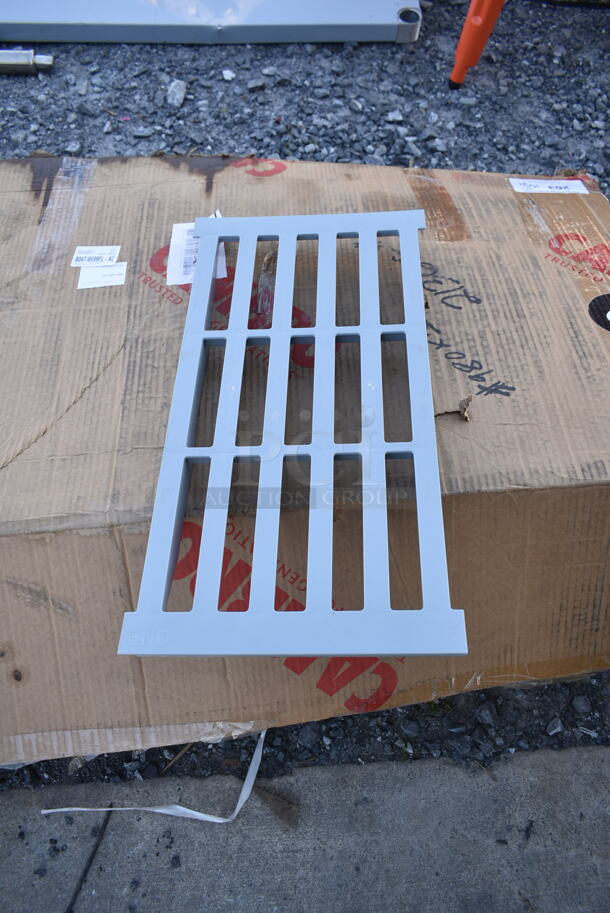 BRAND NEW SCRATCH AND DENT! Box of Cambro Poly Shelf Pieces. - Image 3 of 3