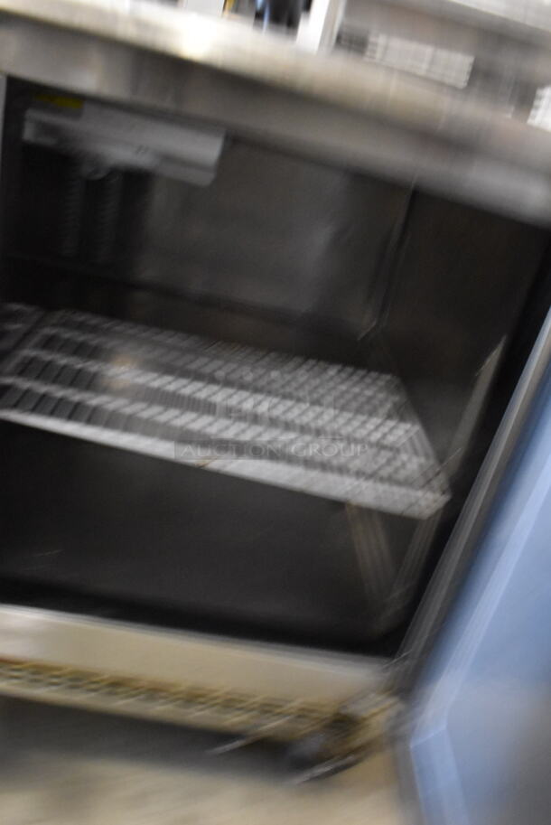 Everest ETBF2 Commercial Stainless Steel Undercounter 2 Door Freezer With Polycoated Shelves On Commercial Casters. 115V, 1 Phase. Tested and Working! - Image 5 of 6