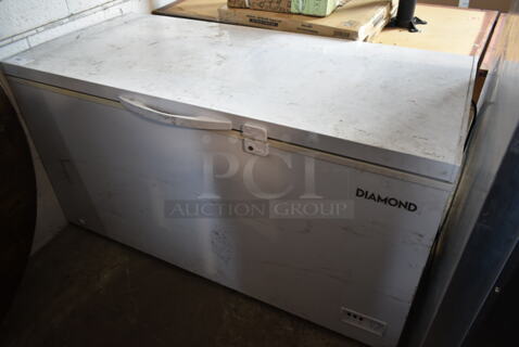 Diamond DCF60 Metal Chest Freezer. 115 Volts, 1 Phase. Tested and Working!