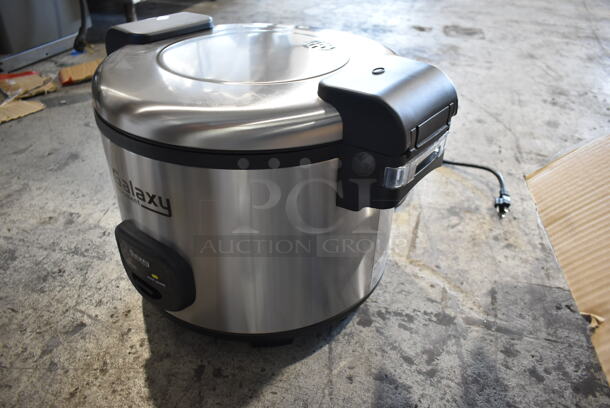 BRAND NEW SCRATCH AND DENT! Galaxy 177GRSC60 Stainless Steel 60 Cup Rice Cooker. 120 Volts, 1 Phase. Tested and Working! - Image 7 of 11