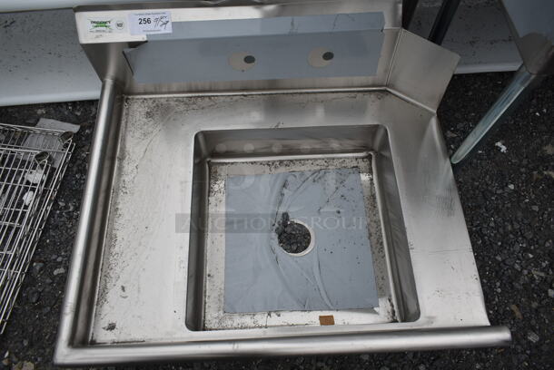 BRAND NEW SCRATCH AND DENT! Regency 600DDT36L Stainless Steel Commercial Left Side Dirty Side Dishwasher Table. No Legs. - Image 3 of 4