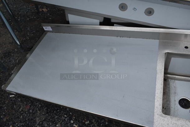 BRAND NEW SCRATCH AND DENT! Regency 600ST3072R Stainless Steel Commercial Table w/ Sink Bay. No Legs. - Image 2 of 4