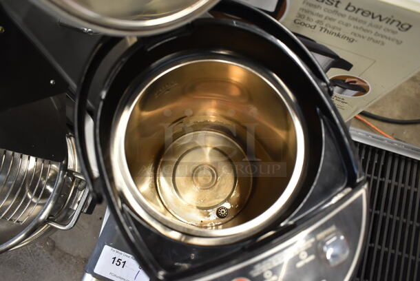 IN ORIGINAL BOX! Chefman RJ16-LOCK Stainless Steel Countertop Hot Water Pot. 120 Volts, 1 Phase. - Image 6 of 8