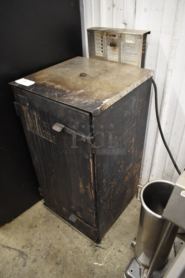 Cookshack Metal Floor Style Electric Powered Smoker. 120 Volts, 1 Phase. Tested and Working! - Image 9 of 9