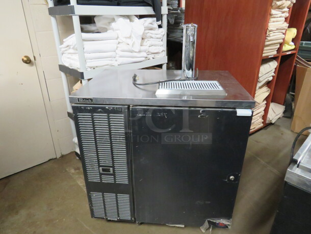 One Perlick 1 Door Kegorator With 1 Tower And 1 Tap On Casters. Model# DDS36. 115 Volt. 36X25X52