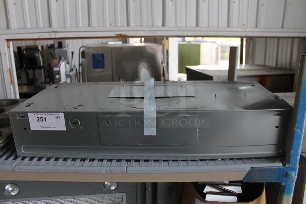 General Electric GE JVX3300SJ3SS Metal Vent Hood.  - Image 1 of 4