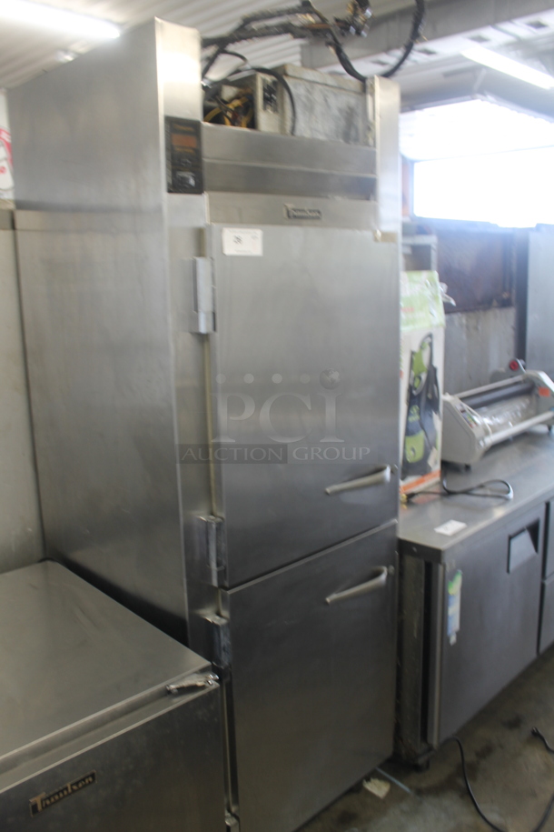 Traulsen RLT 1-26WUT Stainless Steel Commercial 2 Half Size Door Reach In Cooler on Commercial Casters. 115 Volts, 1 Phase. Tested and Working! - Image 2 of 8