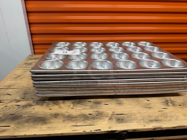 New! Choice 24 Cup 3.5 oz. Non-Stick Carbon Steel Muffin / Cupcake Pan - 21 inch  x 15 inch NSF - Image 3 of 6