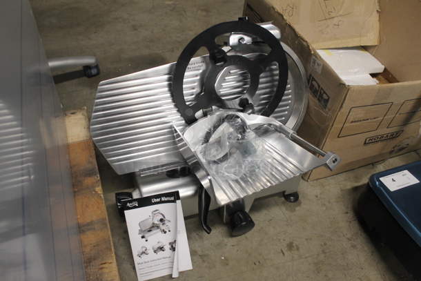 BRAND NEW! Avantco SL312 Stainless Steel Commercial Countertop 12" Manual Gravity Feed Meat Slicer w/ Blade Sharpener. 115 Volts, 1 Phase. Tested and Working! - Image 3 of 8