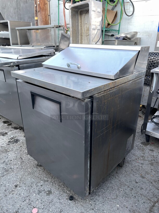 Nice! True TSSU-27 Refrigerated Prep Table NSF 115 Volt Tested and Working! - Image 2 of 8