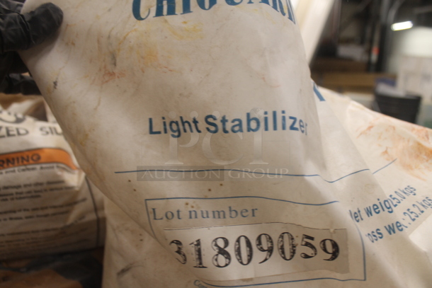 ALL ONE MONEY! PALLET LOT of Various Items Including Hydroxyethlcellulose Bags. BUYER MUST REMOVE. - Image 4 of 5