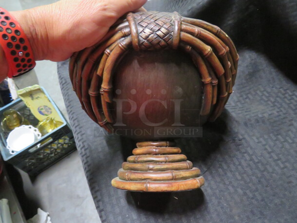 One 10X7 Decorative Bowl. - Image 3 of 3