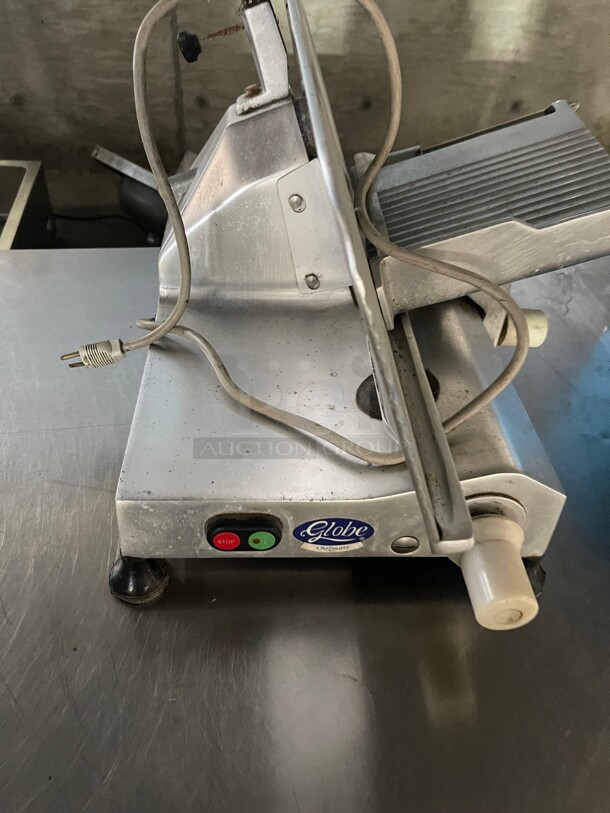 Working! Globe Commercial Meat Slicer NSF 115 Volt Tested and Working!