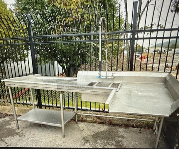 One Stainless Steel Dirty Side Dish Table With Sink And Hose Sprayer, And A 40X22 Stainless Steel Under Shelf. 103.5X59X41 - Image 1 of 2