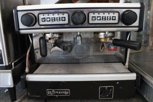 La Spaziale Model EK Stainless Steel Commercial Countertop 2 Group Espresso Machine w/ 2 Portafilters and 2 Steam Wands. 115 Volts, 1 Phase. 21x22x19 - Image 3 of 10