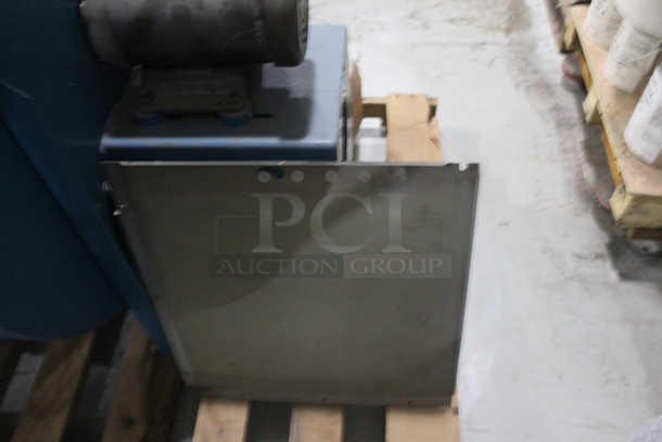 Cincinnati Fan HDBI-180 Metal Commercial Centrifugal Fan Air Mover. BUYER MUST REMOVE. - Image 7 of 9