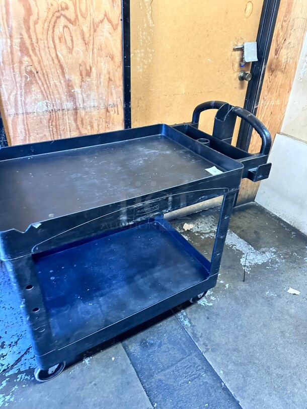 Clean! Rubbermaid® Utility Cart - 44 x 25 x 39 inch, Black NSF  - Image 3 of 8