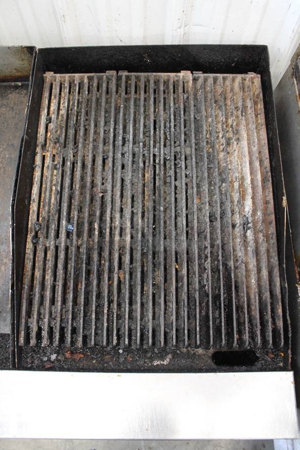Castle Stainless Steel Commercial Natural Gas Powered Countertop Flat Top Griddle w/ Right Side Charbroiler. - Image 5 of 12
