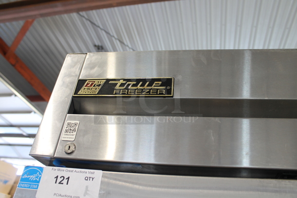 2013 True T-23F ENERGY STAR Stainless Steel Commercial Single Door Reach In Cooler w/ Poly Coated Racks on Commercial Casters. 115 Volts, 1 Phase. Tested and Working! - Image 5 of 6