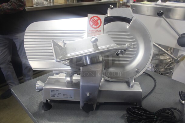 NEW! Varimixer Model 10.30/N Commercial Countertop Meat/Cheese Deli Slicer. 24x14x17. 120V/60Hz. 