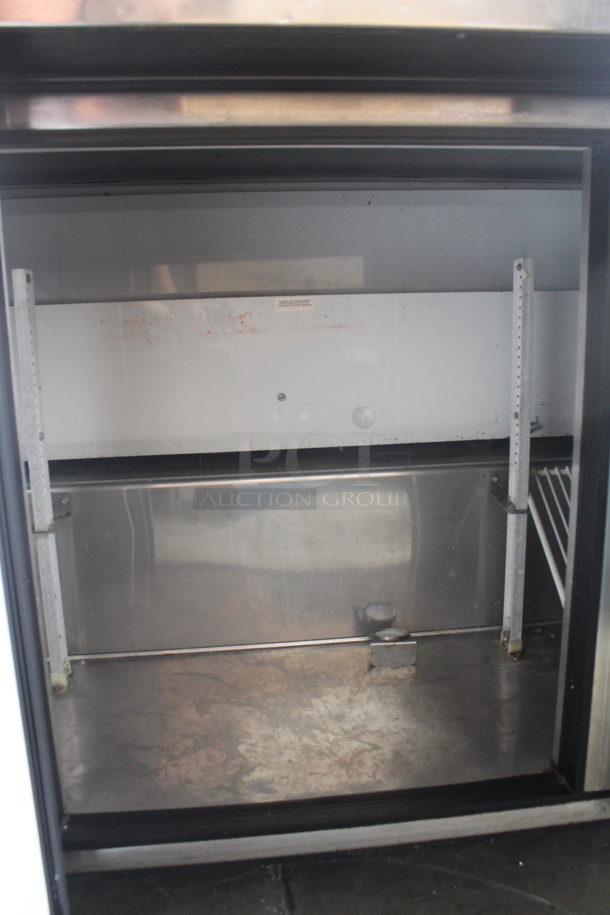 True TUC-72 Stainless Steel Commercial 3 Door Undercounter Cooler on Commercial Casters. 115 Volts, 1 Phase. Tested and Working! - Image 6 of 8