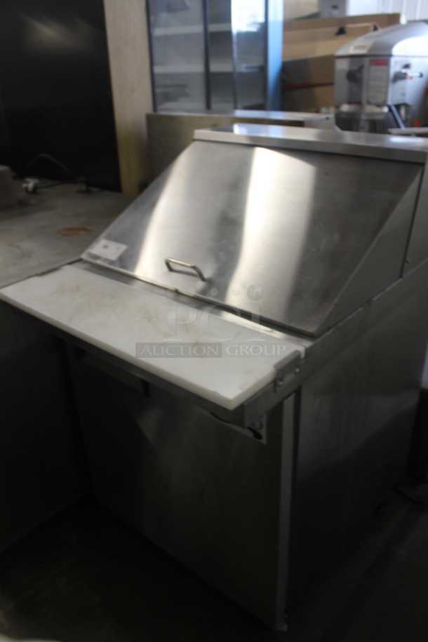 Avantco 178APT27MHC Stainless Steel Commercial Sandwich Salad Prep Table Bain Marie Mega Top on Commercial Casters. 115 Volts, 1 Phase. Tested and Working! - Image 3 of 7
