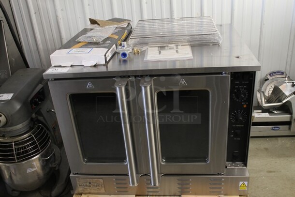 	BRAND NEW SCRATCH AND DENT! 2023 Mainstreet FGC100 Stainless Steel Commercial Natural Gas Powered Full Size Convection Oven w/ View Through Doors, Metal Oven Racks and Thermostatic Controls. No Legs. Comes w/ Gas Hose Kit! 54,000 BTU - Image 3 of 10
