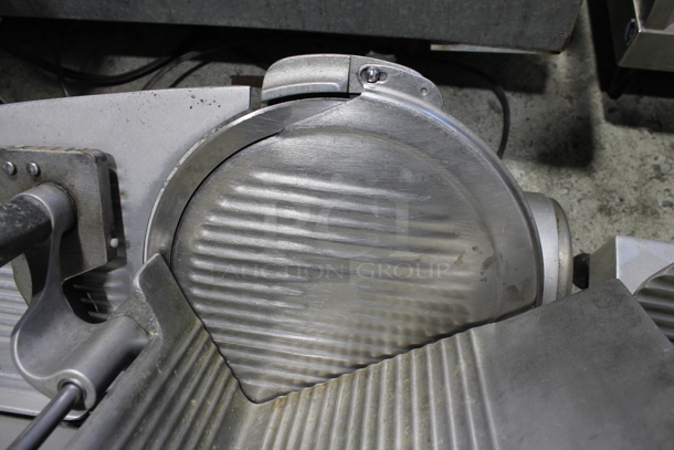 Hobart 1612 Stainless Steel Commercial Countertop Automatic Meat Slicer. 115 Volts, 1 Phase. Tested and Powers On But Parts Do Not Move - Image 3 of 6