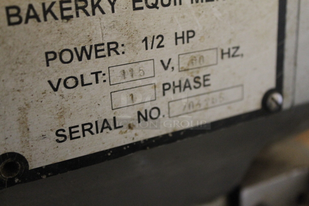 Thunderbird Metal Commercial Countertop Planetary Dough Mixer w/ Bowl Guard. 115 Volts, 1 Phase. Appears To Be 20 Quart. Tested and Does Not Power On - Image 5 of 6
