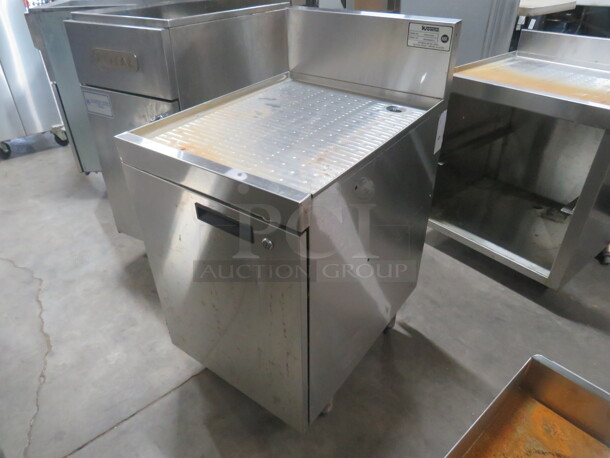 One Krowne Stainless Steel Under Bar 1 Door Drain Table With 1 Shelf. Model# KR18-SD18. 18X24X37 - Image 2 of 3