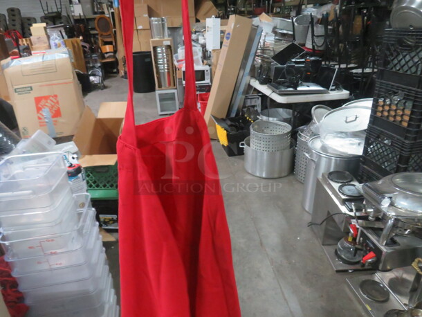 Red Apron. 10XBID - Image 2 of 2