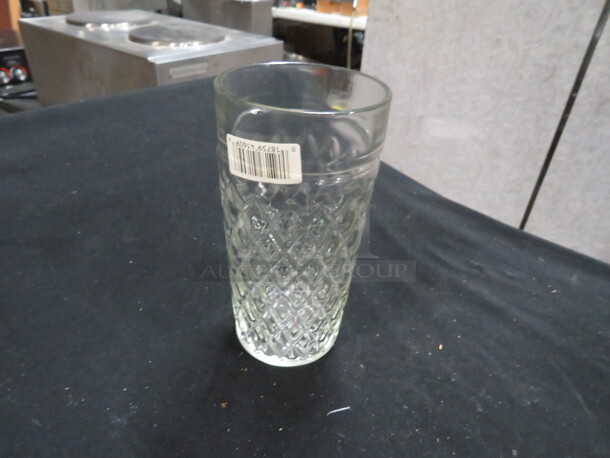 NEW Dozen 16oz Glass. 2XBID. 24 TOTAL GLASSES.